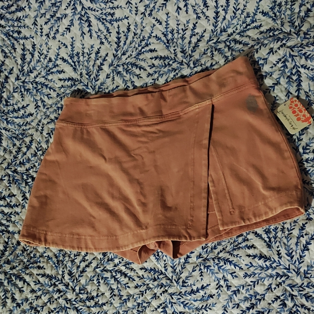 Free People Skort. Women’s Skort Shorts - Dusty Rose
